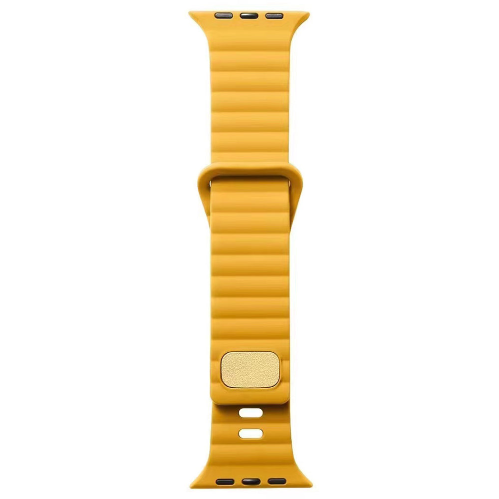 For Apple Watch Ultra 2 Ultra 49mm / 9 8 7 45mm / 6 5 4 SE (2023) SE (2022) SE 44mm / 3 2 1 42mm Silicone Watch Band with Nail Buckle - Yellow