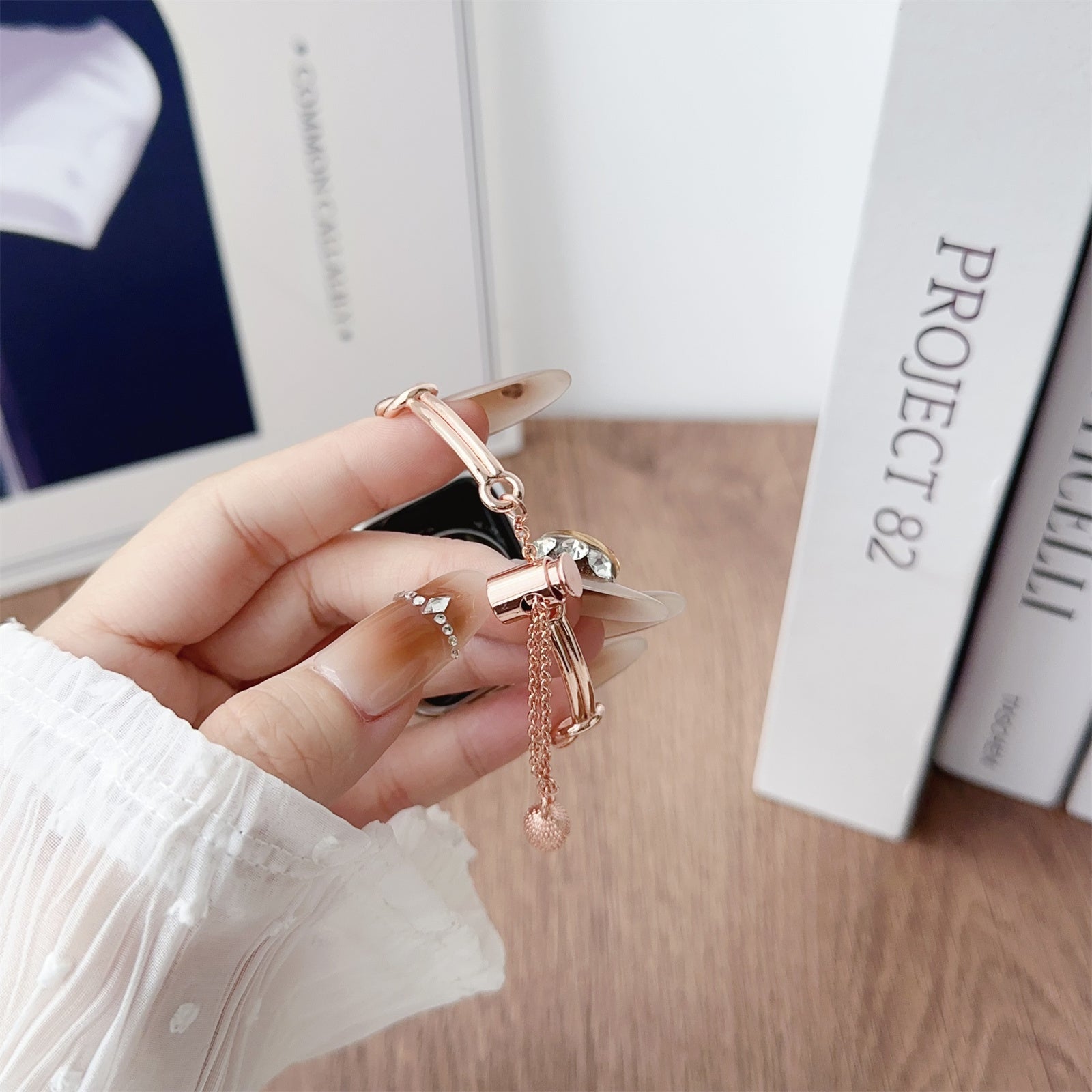 For Apple Watch Series 9 8 41mm / 6 5 4 SE (2023) SE (2022) SE 40mm / 3 2 1 38mm Knotted Band Alloy Watch Bracelet - Rose Gold