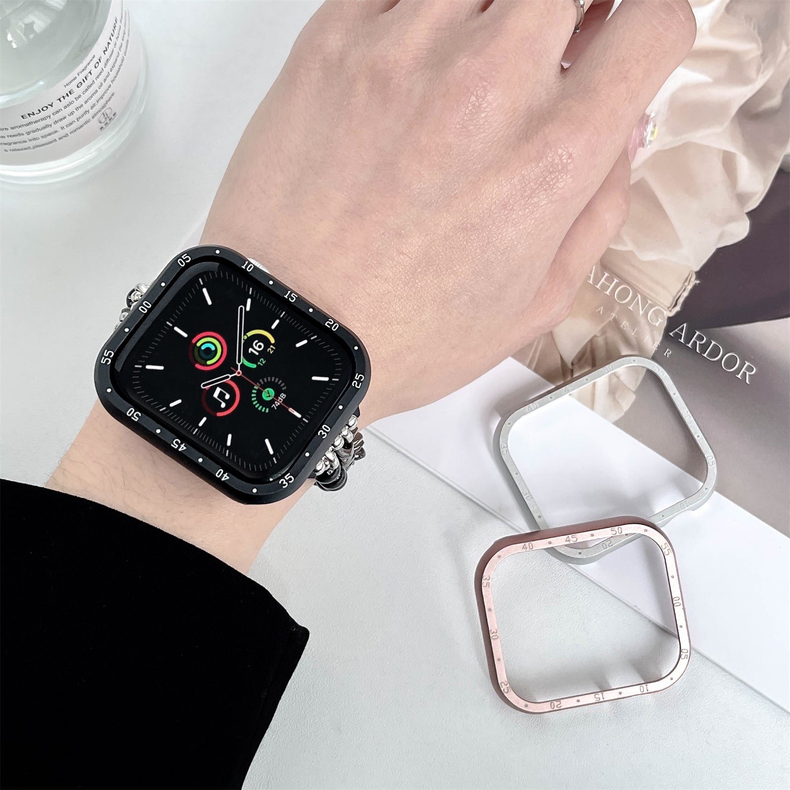 For Apple Watch Series 6 / 5 / 4 / SE (2022) / SE (2023) / SE 44mm Case Aluminum Alloy Hollow Watch Cover with Dial Plate - Gold