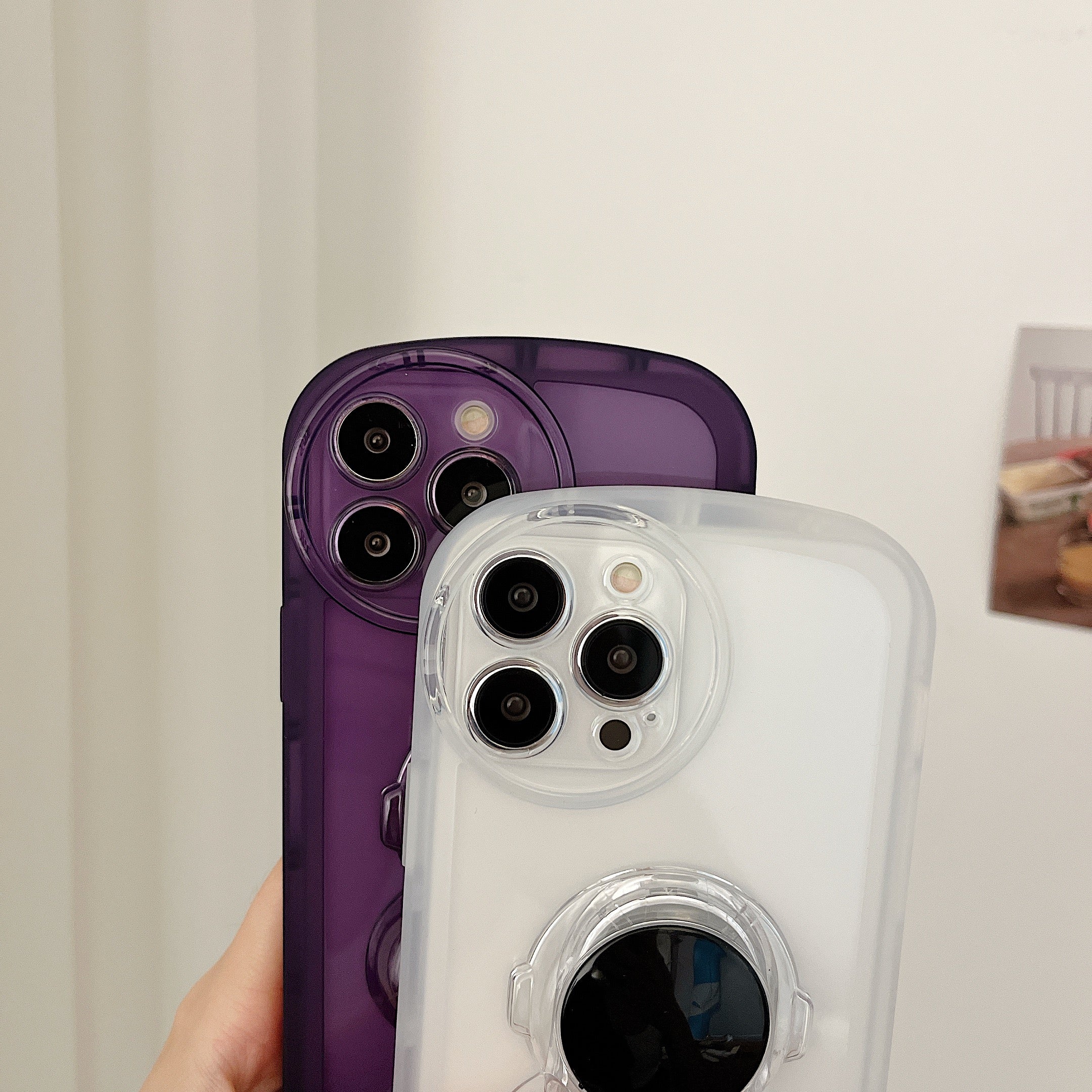 For iPhone 13 Pro Max 6.7 inch Candy Color TPU Phone Drop-proof Cover Astronaut Kickstand Design Protective Case