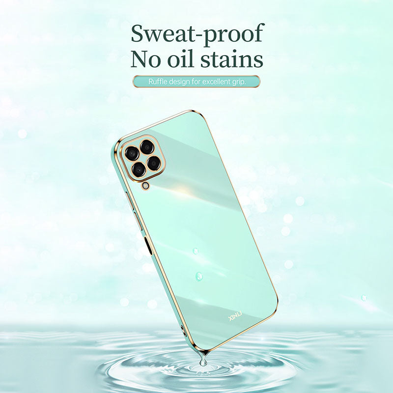 Pouzdro na telefon XINLI pro Samsung Galaxy M33 5G (globální verze) galvanické pokovování Golden Edge Back Protector TPU kryt