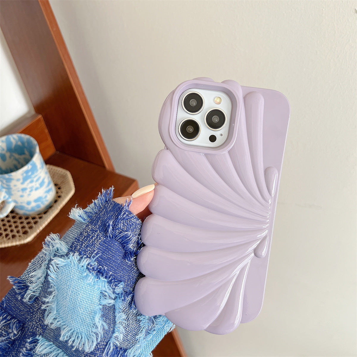 For iPhone 13 Pro 6.1 inch Glossy Surface Seashell Shape Phone Case Soft TPU Phone Shell Cover