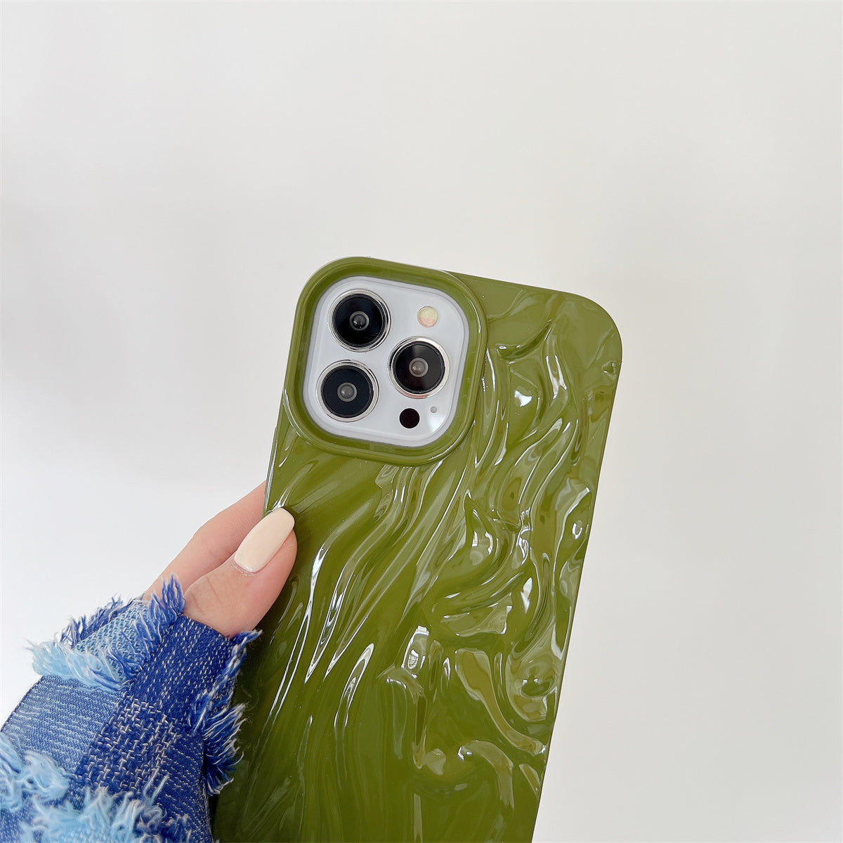 For iPhone 13 Pro Max 6.7 inch Shockproof Pleat Design Glossy Phone Case Soft TPU Back Cover