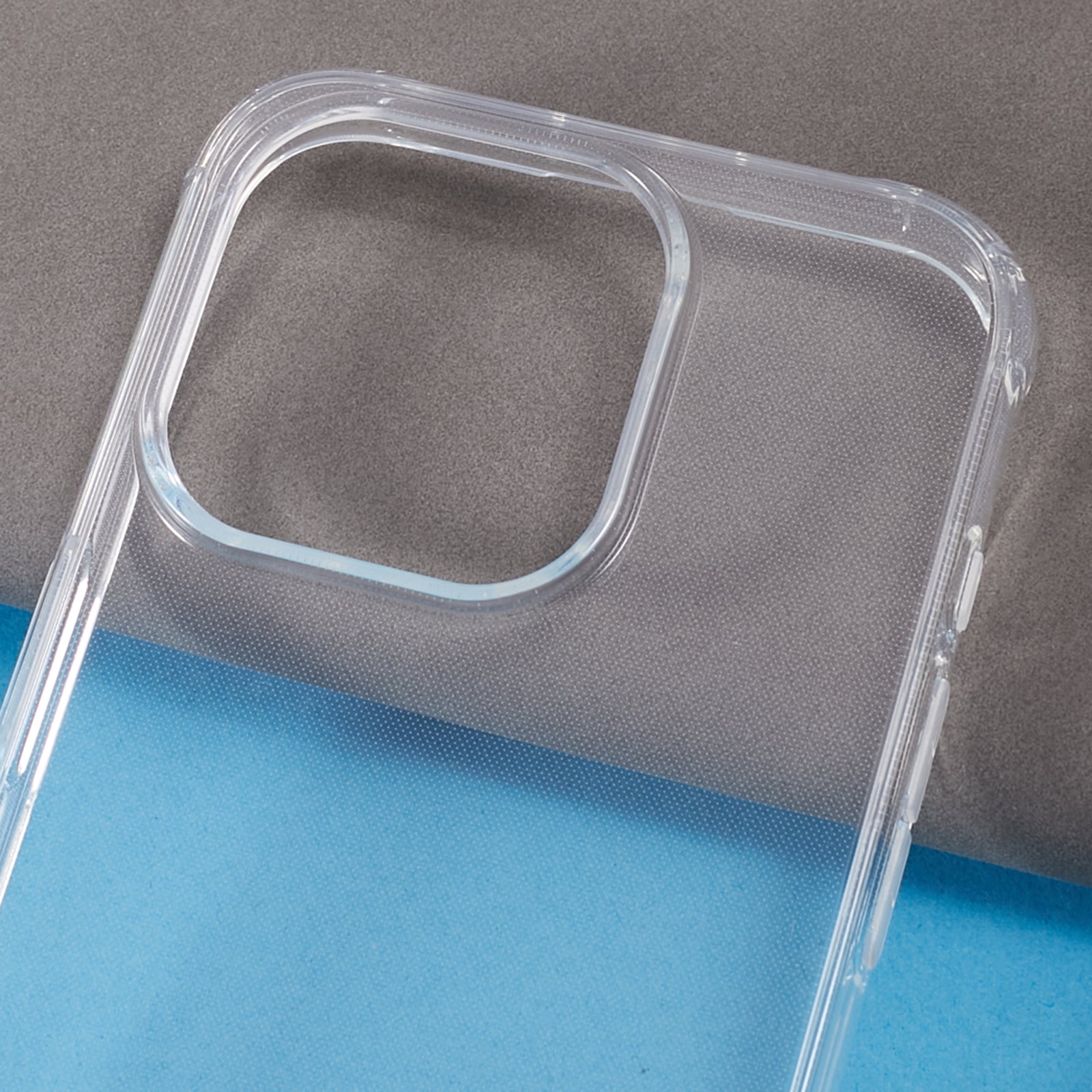 FULEXIN Stereo Speaker Hole TPU Case for iPhone 15 Pro Transparent Anti-scratch Phone Cover