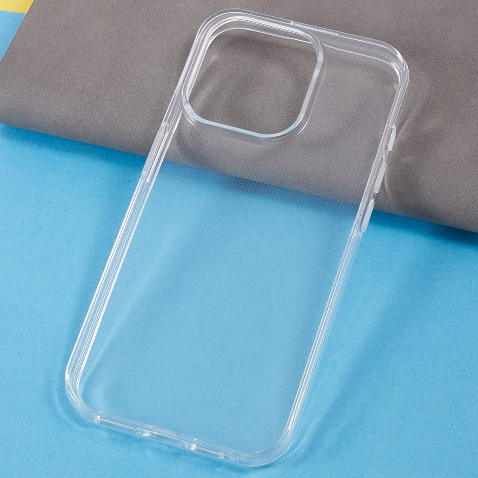 FULEXIN Flexible TPU Phone Cover for iPhone 15 Pro Anti-scratch Crystal Clear Phone Case