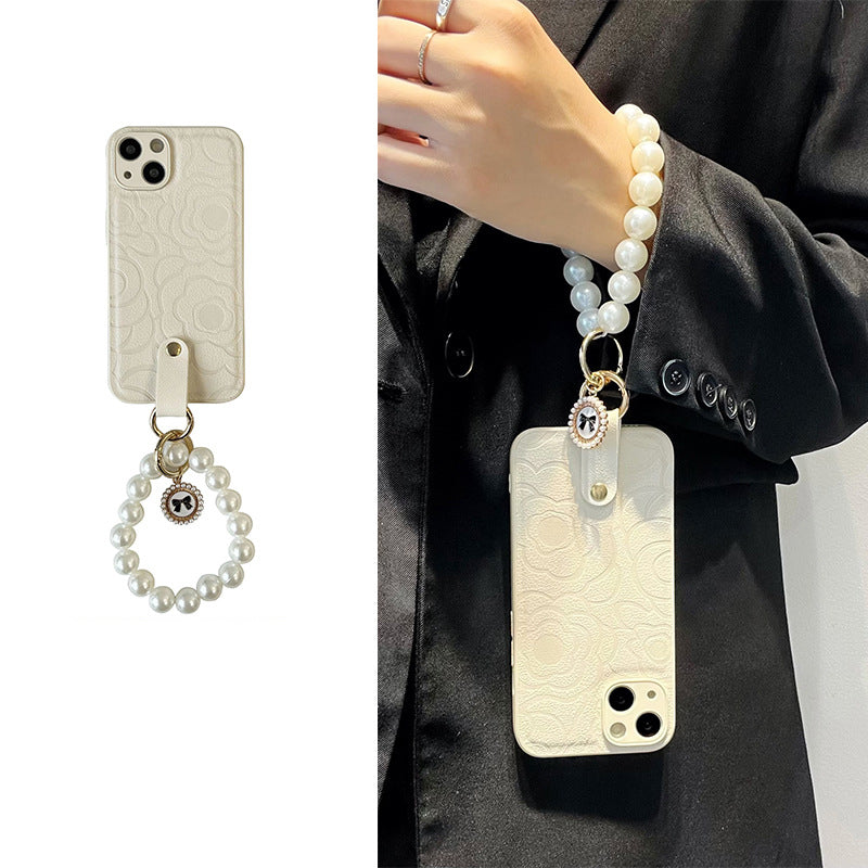 For iPhone 14 Plus Phone Shell TPU PU Leather Cover Camellia Pattern Phone Case with Pearl Chain