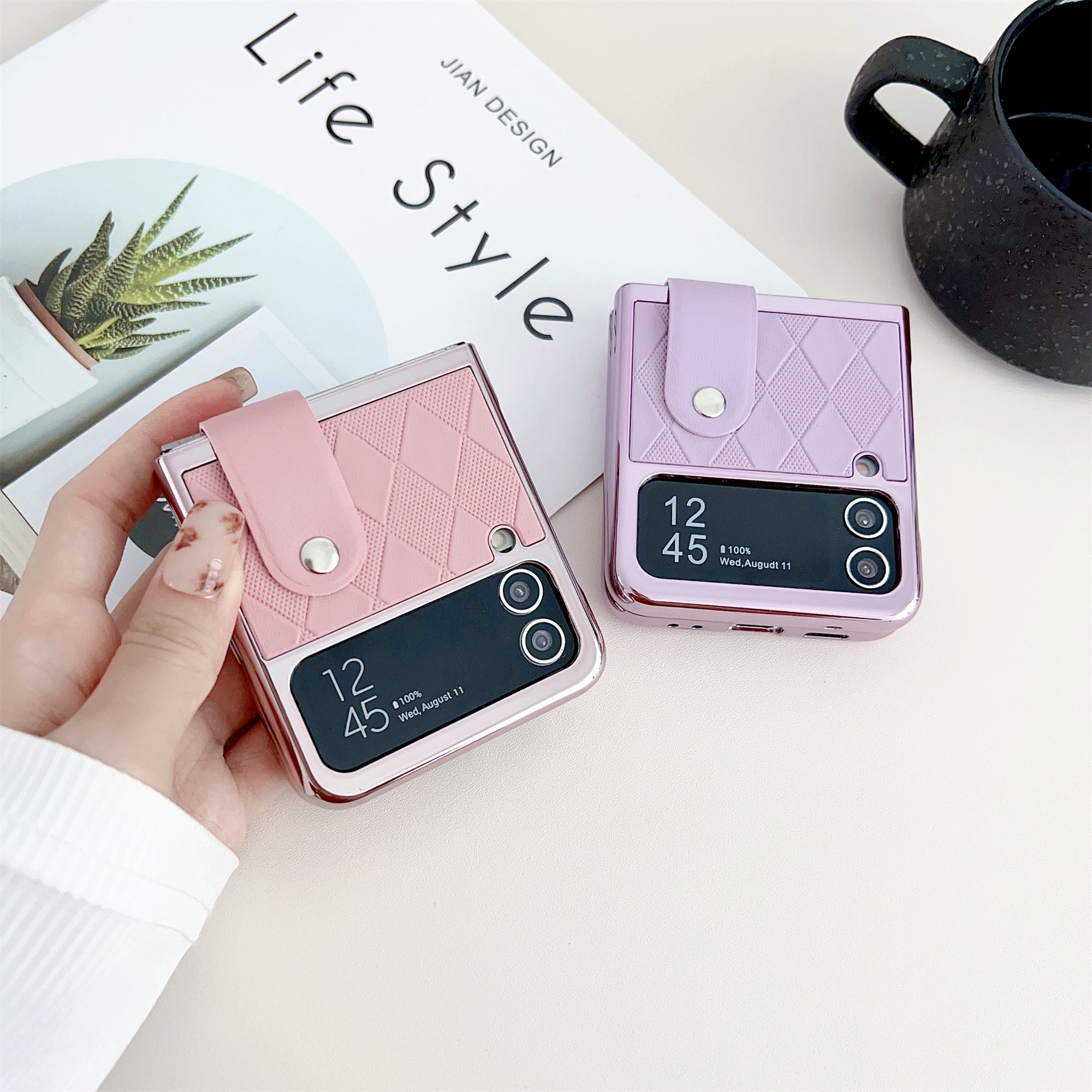 For Samsung Galaxy Z Flip4 5G Z Flip3 5G PU Leather PC Electroplating Case Wristband Kickstand Rhombus Pattern Phone Cover