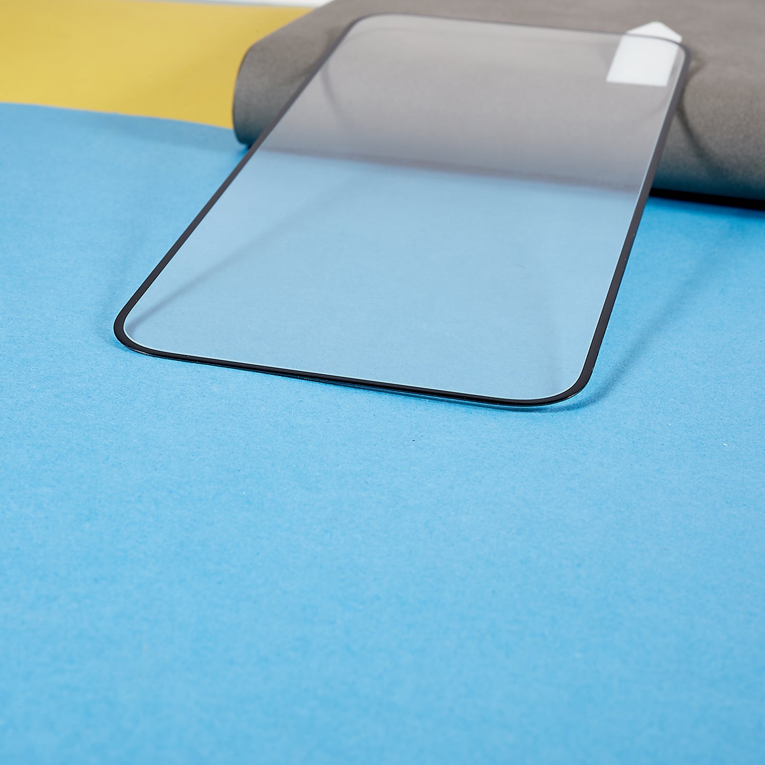RURIHAI For iPhone 14 Pro 0.26mm AGC Glass Screen Protector 3D Carbon Fiber Edge Ultra Clear Full Glue Screen Film