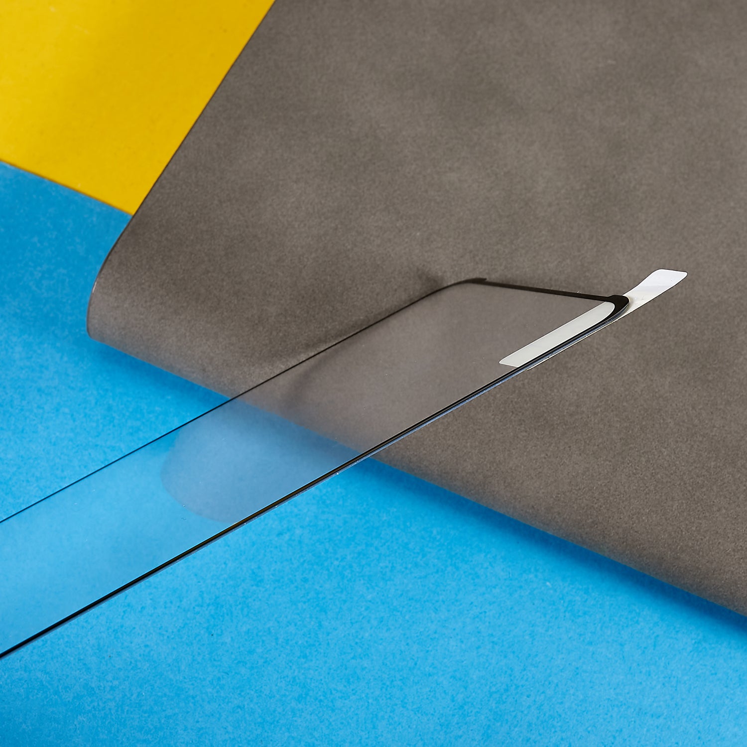 Ultra Clear Tempered Glass Film for Motorola Moto G Play (2023) 4G Silk Printing Full Glue Screen Protector