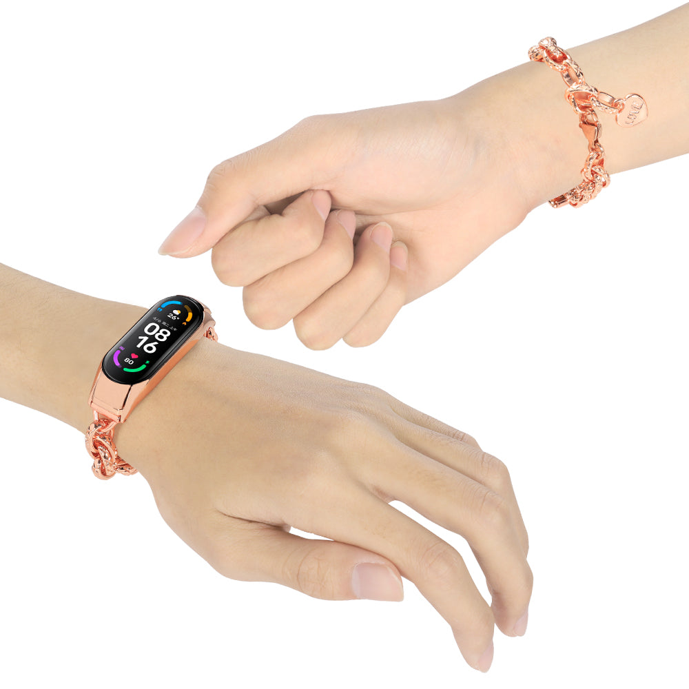 For Xiaomi Mi Band 5 Mi Band 6 Stainless Steel Heart-shaped Pendant Wrist Bracelet Watch Band Replacement Strap