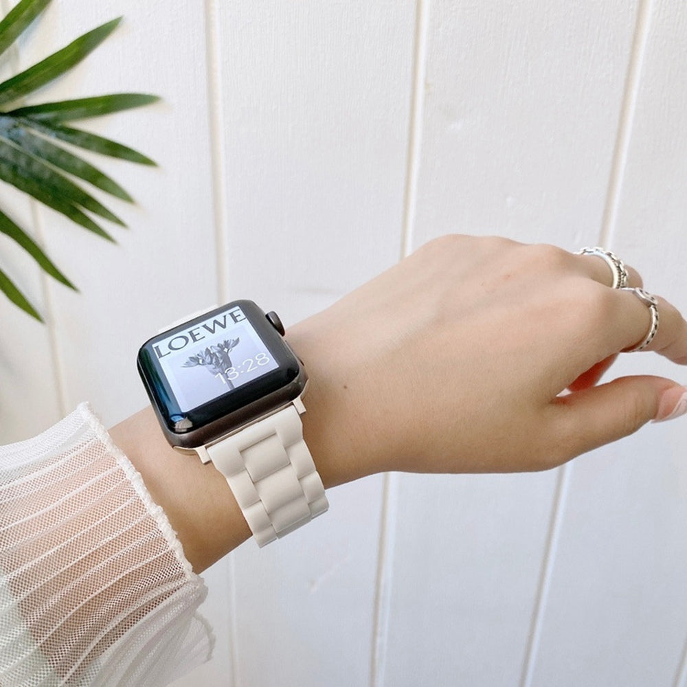 For Apple Watch Ultra 2 49mm Series 9 45mm SE (2023) 44mm Ultra 49mm Series 8 45mm 7 45mm 6 5 4 SE 44mm SE (2022) 44mm 3 2 1 42mm Replacement Strap Resin Watch Band with Folding Buckle