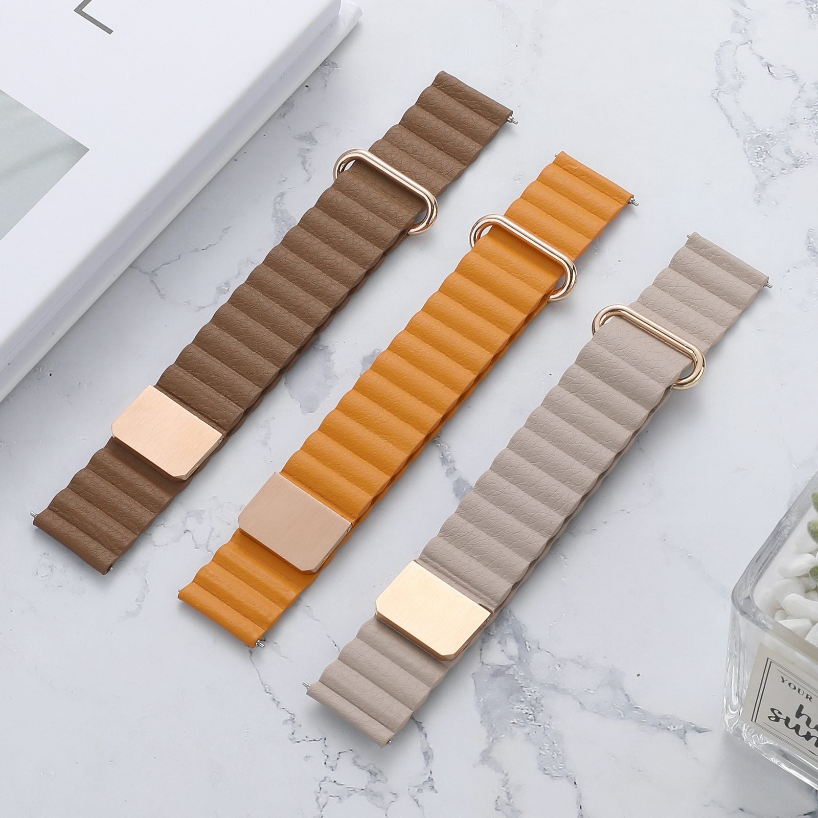 For Samsung Galaxy Watch6 40mm 44mm Watch6 Classic 43mm 47mm Watch 5 40mm 44mm 5 Pro 45mm Watch4 40mm 44mm 20mm Watch Band Genuine Leather Magnetic Strap