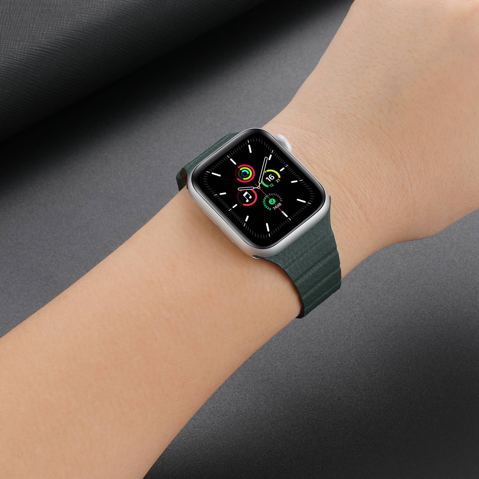 For Apple Watch Series 8 41mm Series 7 41mm Series 6 5 4 SE SE(2022) 40mm Series 1 2 3 38mm Dual-Color Magnetic Watch Band Quick Release Genuine Leather Watch Strap
