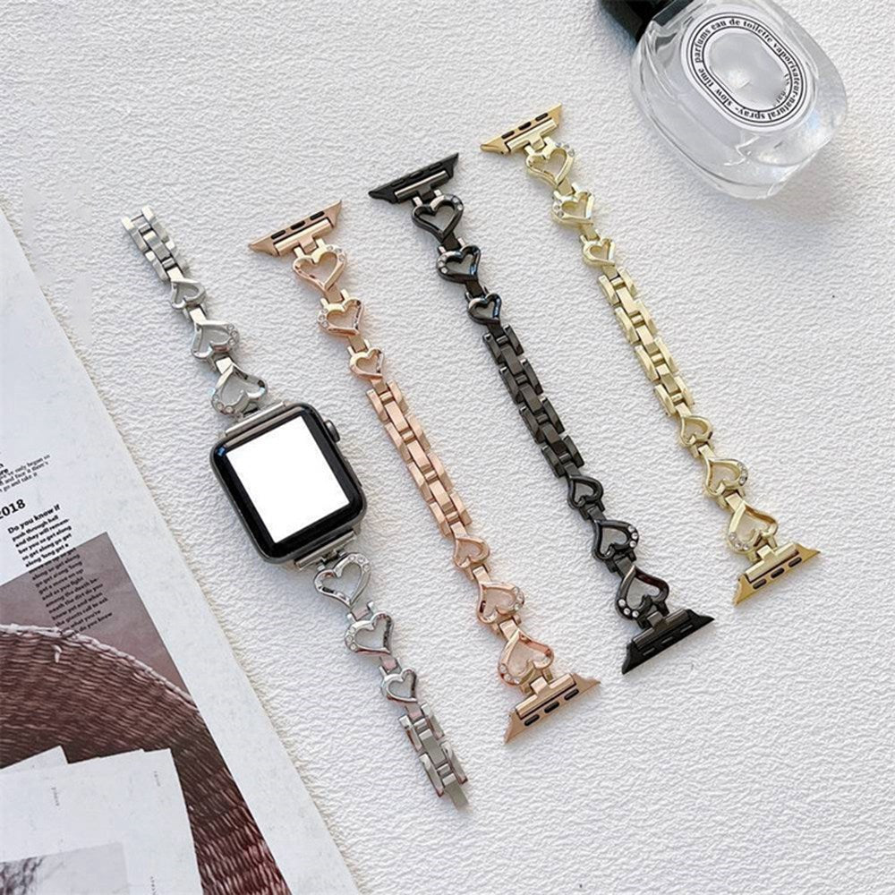 For Apple Watch Ultra 2 49mm Series 9 45mm SE (2023) 44mm Ultra 49mm 8 7 45mm 6 5 4 SE (2022) SE 44mm 3 2 1 42mm Metal Heart Bracelet Rhinestone Decor Watch Band Wrist Strap
