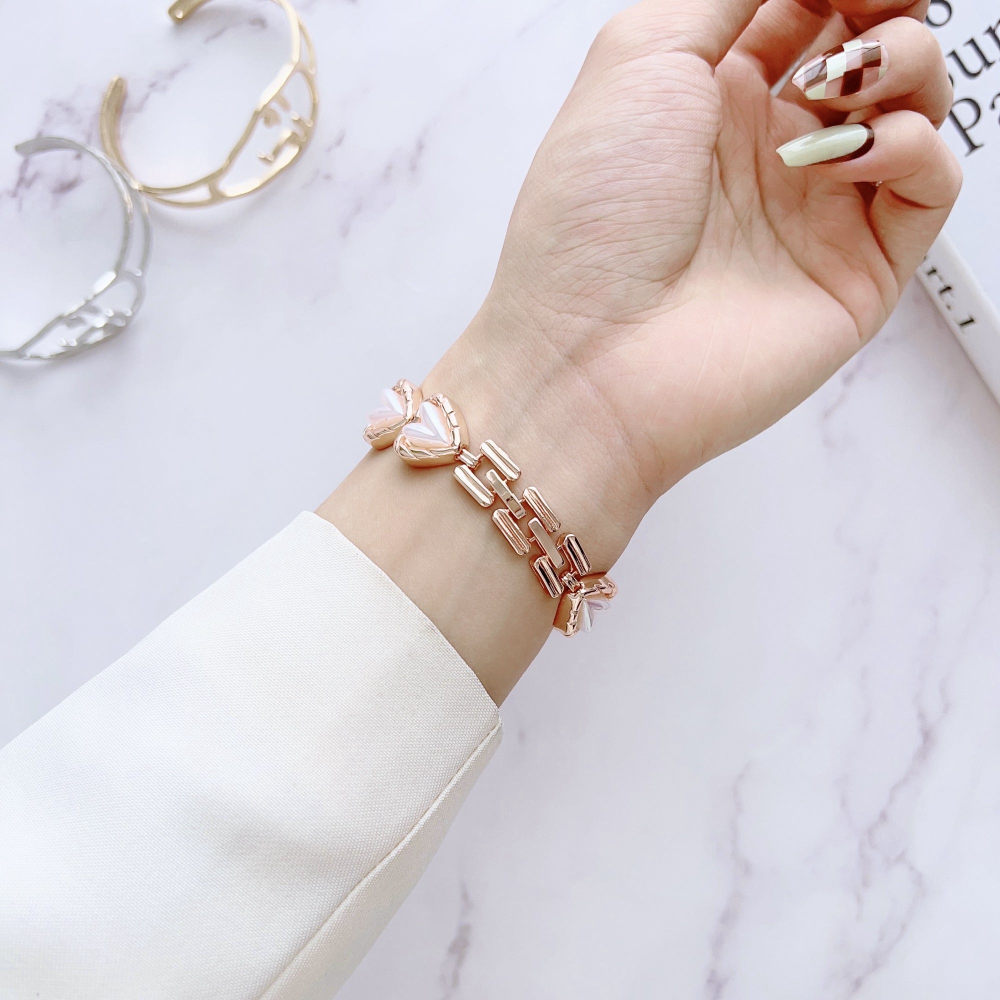 Watch Band for Apple Watch Ultra 49mm Series 9 8 7 45mm Series 6 5 4 SE (2022) (2023) SE 44mm Series 3 2 1 42mm Jewelry Metal Bracelet Strap