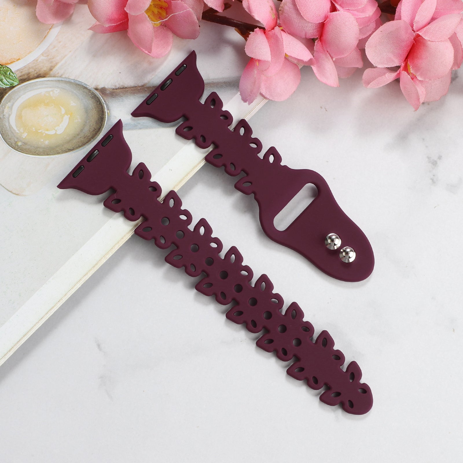 For Apple Watch Series 9 8 7 41mm 6 5 4 SE (2022) SE (2023) SE 40mm 3 2 1 38mm Hollow Watchband Butterfly Shape Silicone Strap
