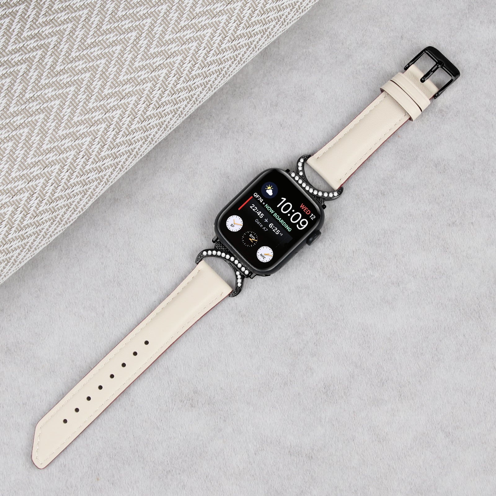 Genuine Cowhide Leather Band for Apple Watch Series 9 8 7 41mm 6 5 4 SE (2022) SE (2023) SE 40mm 3 2 1 38mm Rhinestone Decor Watch Strap with Black Buckle