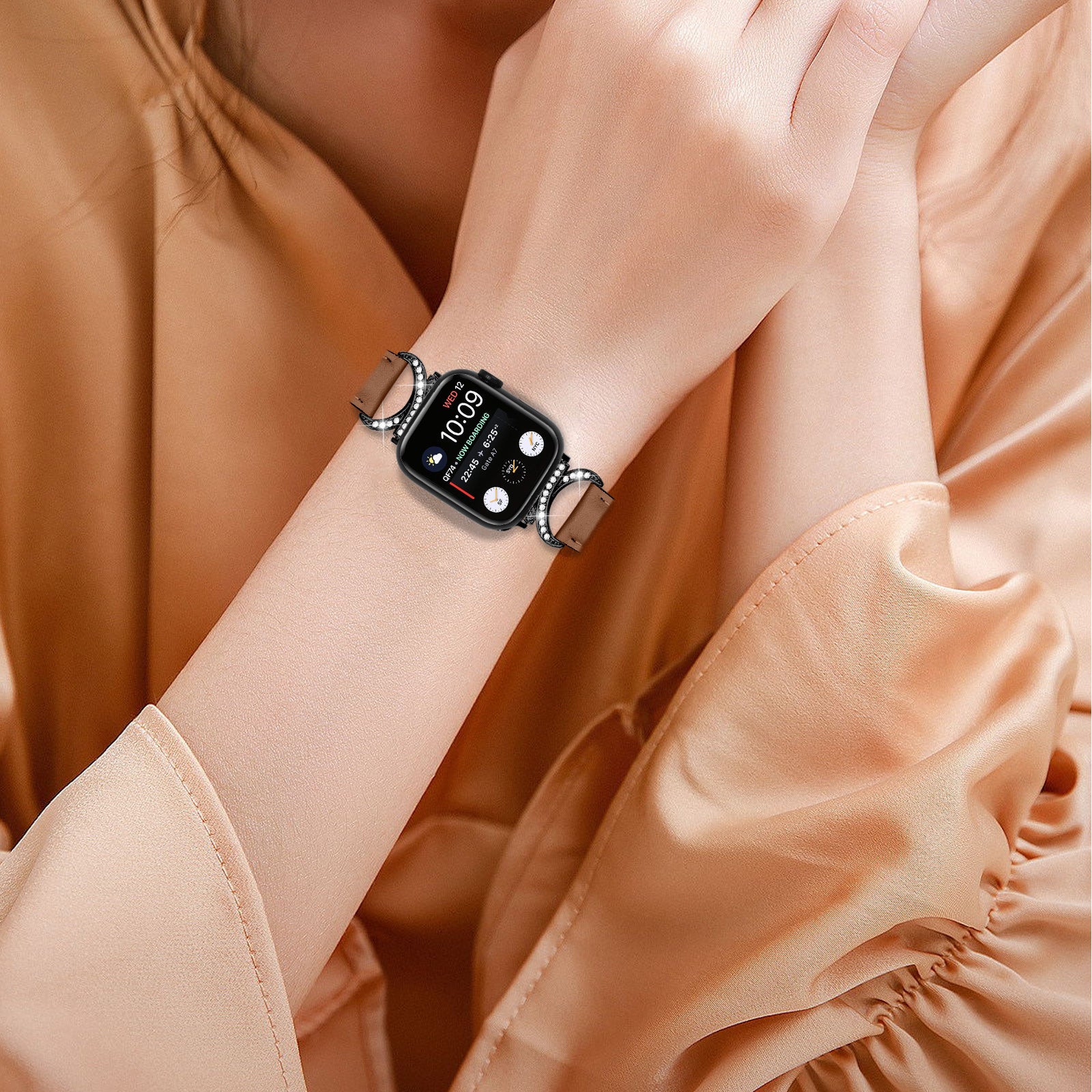 Genuine Cowhide Leather Band for Apple Watch Series 9 8 7 41mm 6 5 4 SE (2022) SE (2023) SE 40mm 3 2 1 38mm Rhinestone Decor Watch Strap with Black Buckle