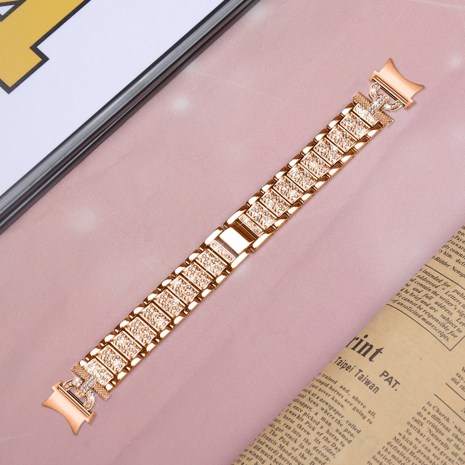 Stainless Steel Band for Samsung Galaxy Watch6 40mm 44mm Watch6 Classic 43mm 47mm Watch 5 40mm 44mm Watch4 40mm 44mm 3-Bead Rhinestone Decor Watch Strap with Connector